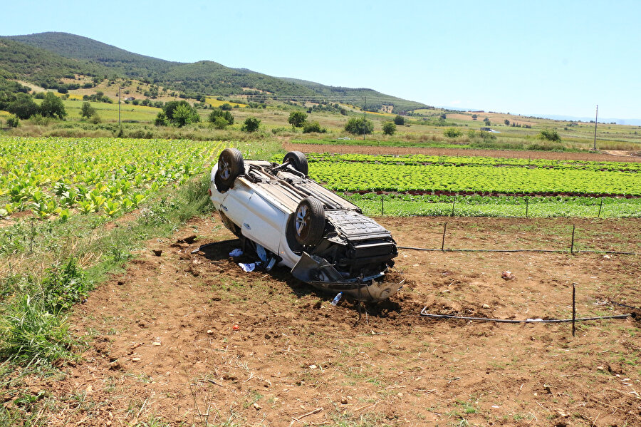 Tokat’ta otomobil park halindeki minibüse çarptı: İki ölü