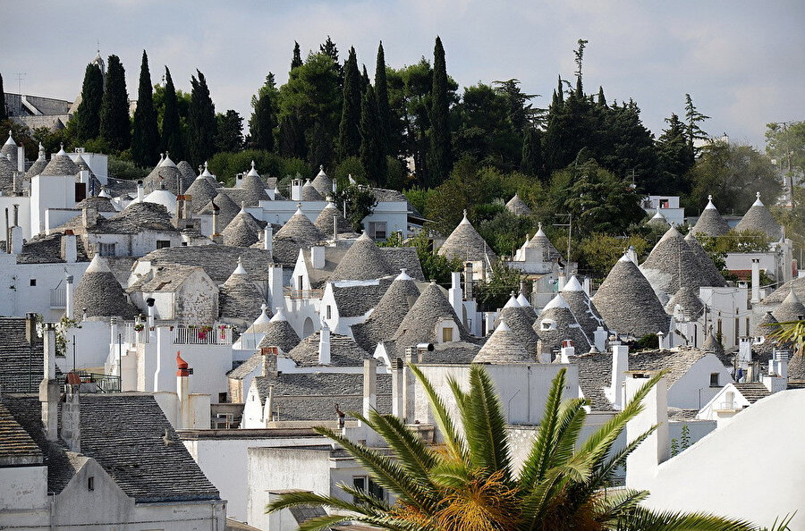 Alberobello’nun Trulli evleri. 