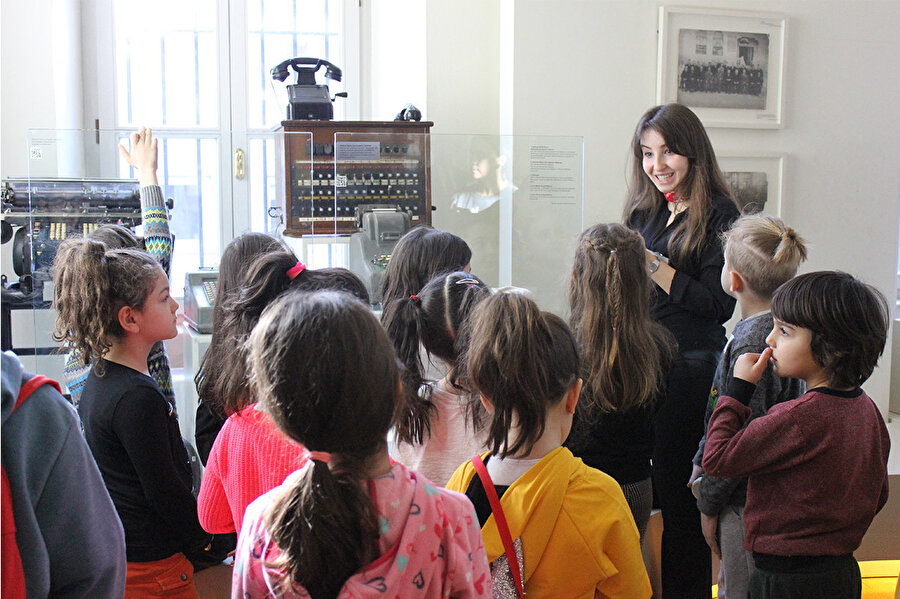 Çocukları hem sıkmayacak hem tatilin hakkını verdirecek ama aynı zamanda öğrenme süreçlerini üç ay boyunca durdurmayacak ne yapabiliriz?