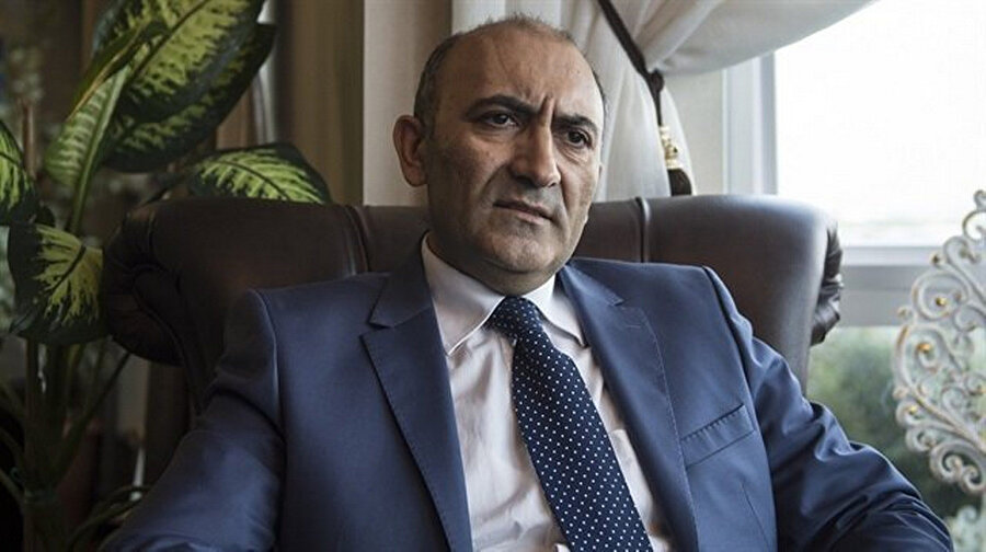 Prof. Dr. Metin Toprak.