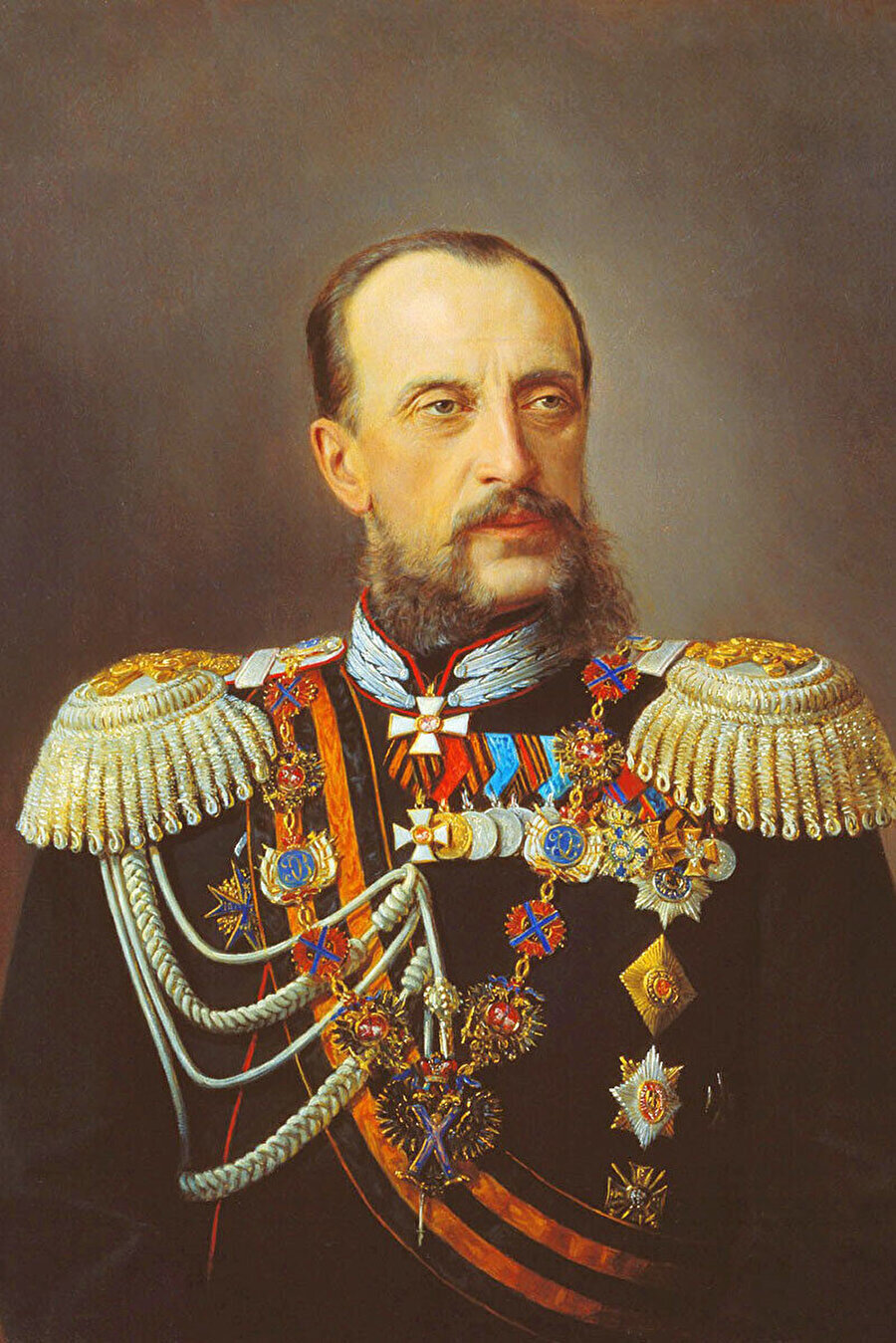 Çar I. Nikolay, 30 yıllık iktidarında, tutucu politikalarıyla tanınmaktadır.