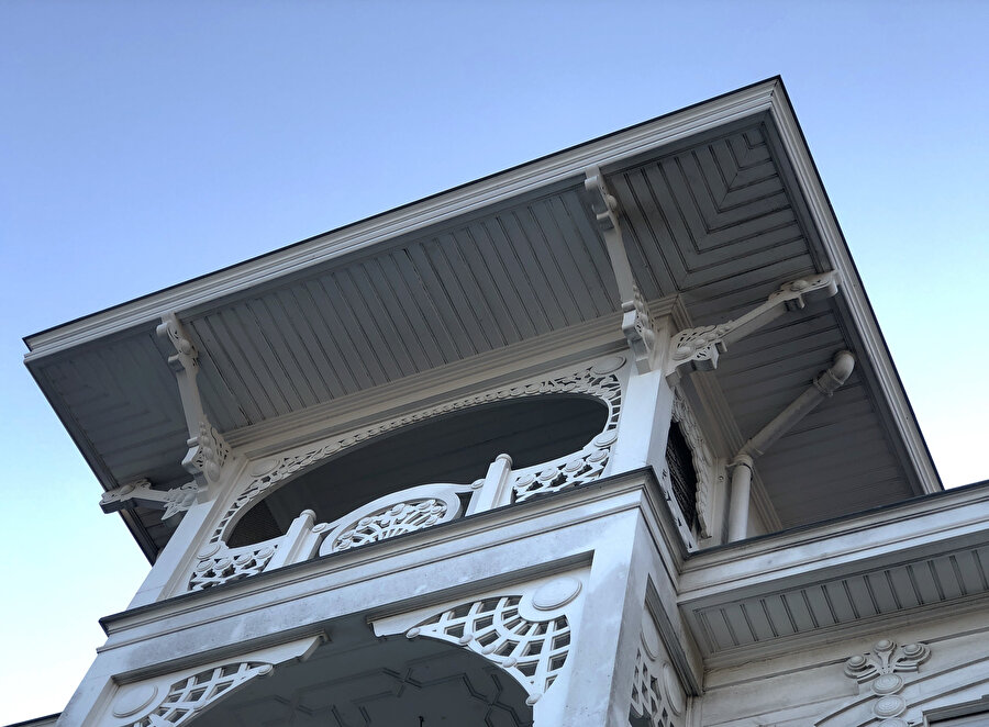 Sarıyer, Kefeliköy Caddesi 6 numaralı yapı. Fotoğraf: Uluç Algan 