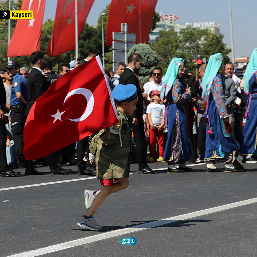 30 Ağustos Zafer Bayramı coşkuyla kutlanıyor