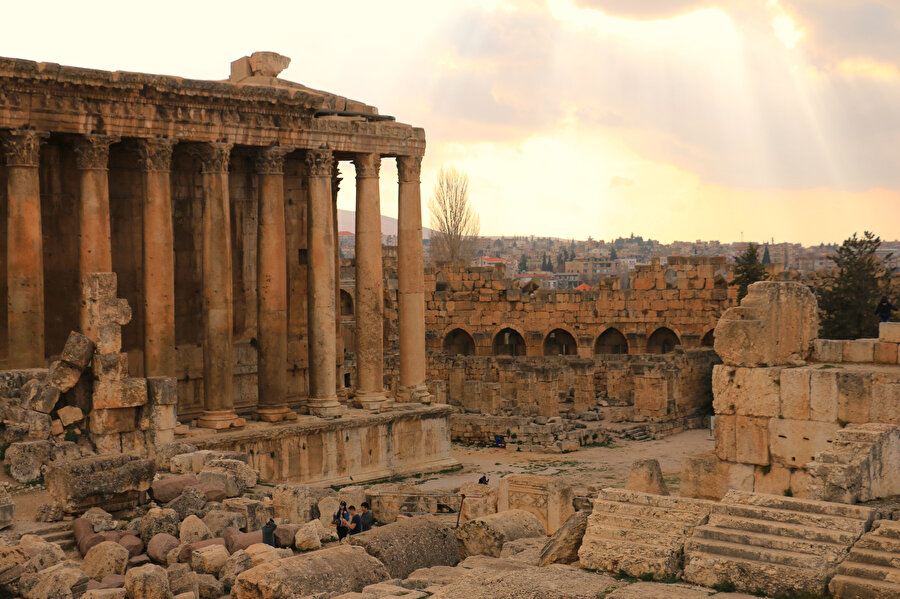 Romalılardan Osmanlılara bir tapınak şehri: Baalbek