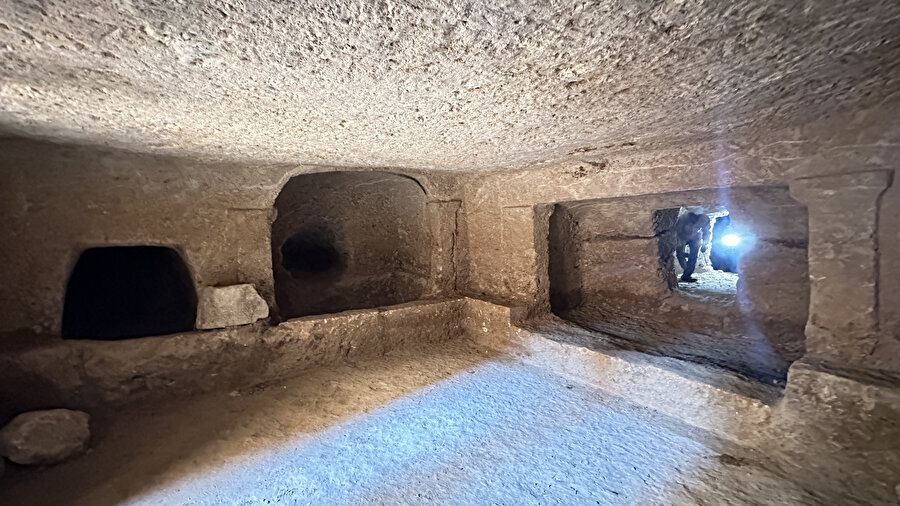 Tam 1700 yıllık: Kaçak kazı sırasında bulundu