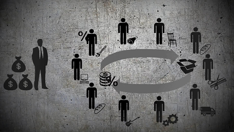 Bugün teknoloji kapitalizmi şirketlerini bu kadar değerli ve önemli kılan şey, ellerinde tuttukları ve kullanılmak istendiğinde her alanda kullanılabilecek değerde olan kullanıcı verileridir.