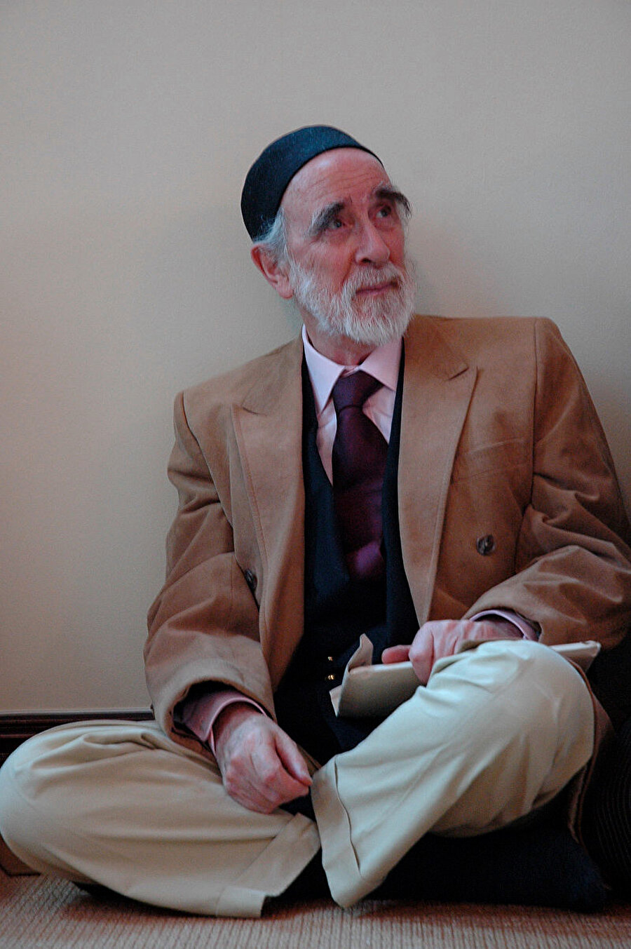 Abdülkadir Es-Sufi.