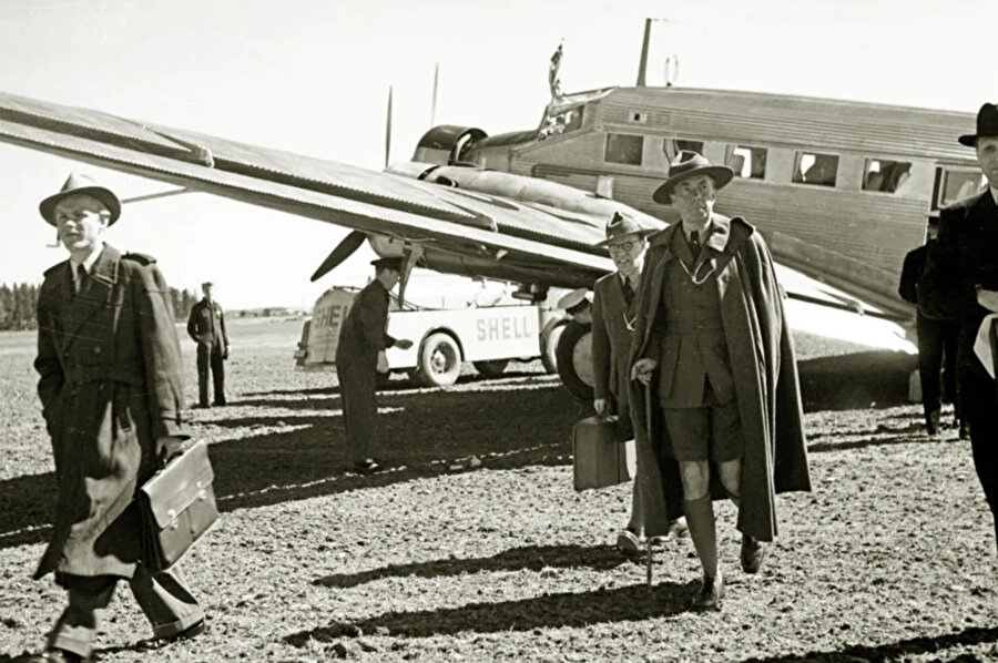 BM arabulucusu, 17 Eylül 1948 tarihinde, yani İsrail'in kendi devletini ilân etmesinden dört ay sonra, Yahudi militanlar tarafından öldürüldü.