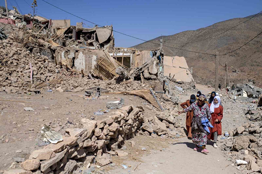 Depremden etkilenen bölgeler Fas’ın en yoksul bölgeleri arasında yer alırken, depremde 50 binden fazla ev kısmen ya da tamamen yıkılmıştı.