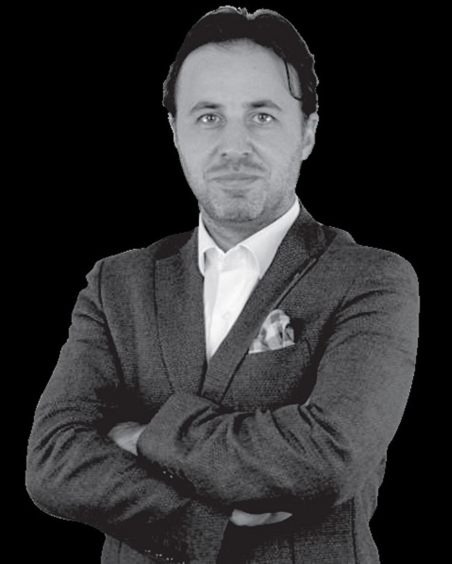 Yeminli Mali Müşavir Hakkı Sayan.