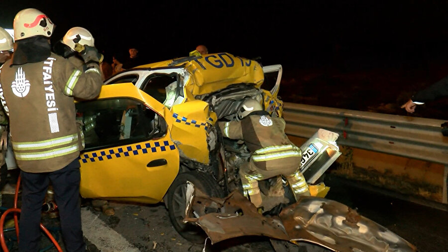 Taksi şoförü şoka girdi: 'araçta biri var' dedi: Ekipler ormanlık alanda arama yaptı