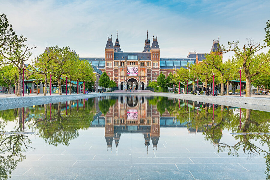 The Rijksmuseum.