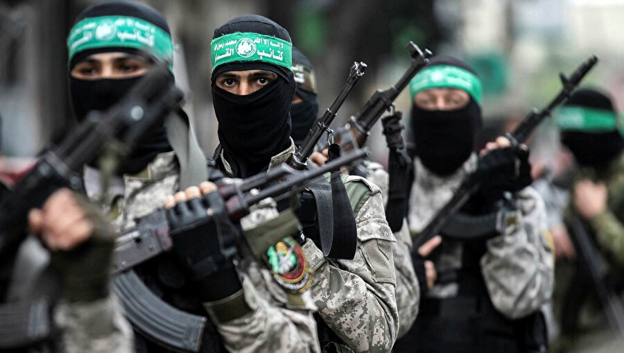 Hamas'ın silahlı kanadı Kassâm Tugayları, ismini, Filistin mücadelesinin sembolü İzzeddîn el-Kassâm'dan almaktadır.