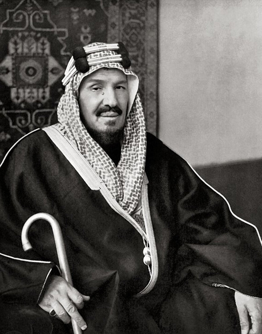 Abdülaziz Âl-i Suûd, Suudi Arabistan Krallığı'nın kurucusu ve ilk kralıdır.