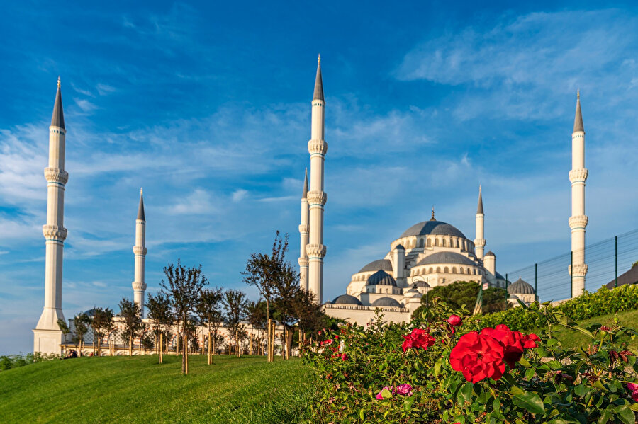Çamlıca Mosque