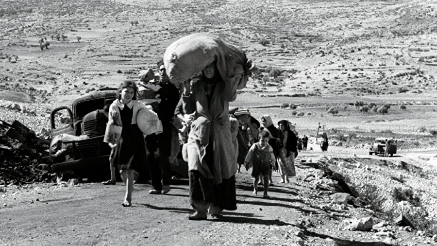 Nekbe ile Yahudi devletinin kurulması yolunda önemli bir adım atılmıştı. Bu süreçte, binlerce Filistinli bir daha dönmemek üzere köylerini boşalttı.