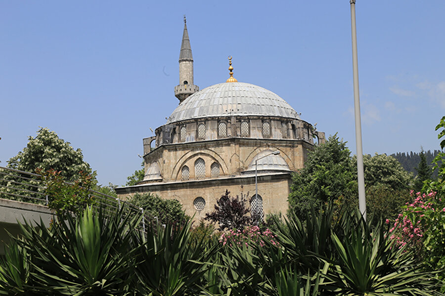 Yeni Cuma Camii / Mosque - Pertev Paşa Camii