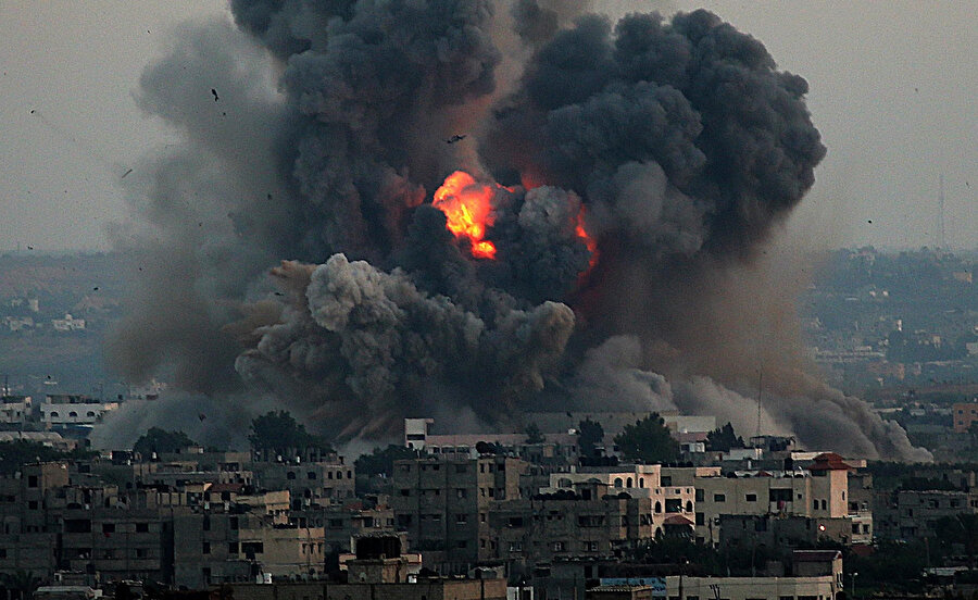 Operasyon süresince İsrail güçleri, Gazze Şeridi’nde 1500'ün üzerinde noktayı vurduğunu açıkladı.