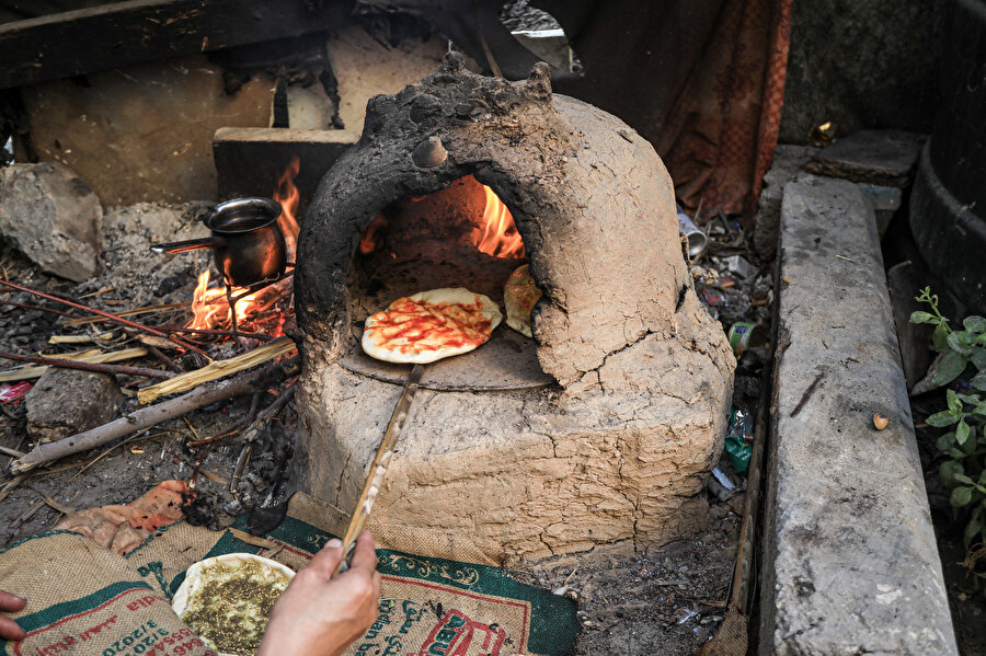 Yakıtı tükenen Gazze'de kil fırınlara yeniden talep var