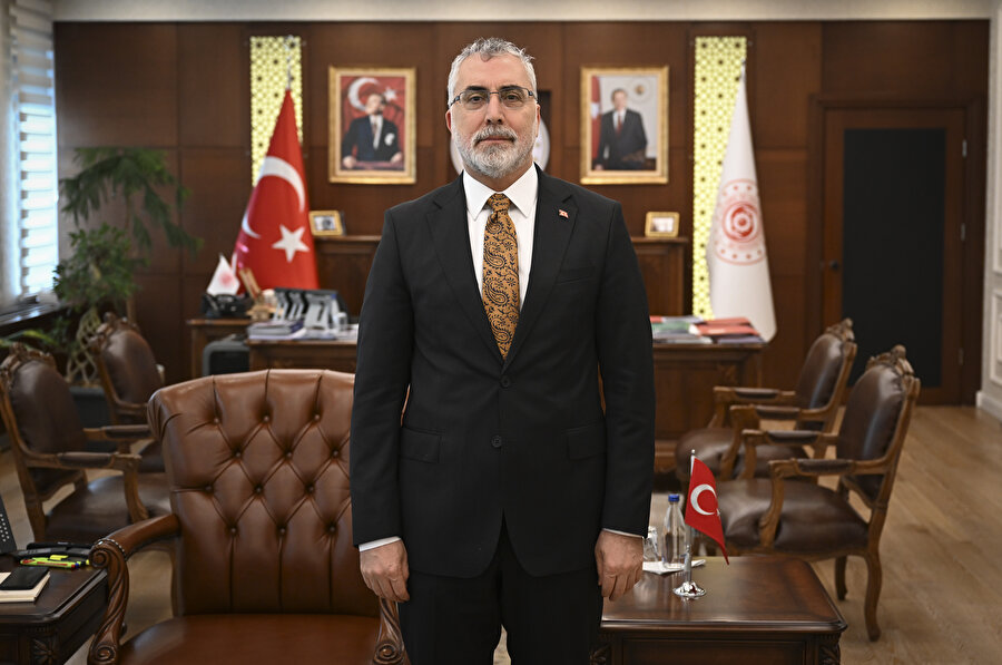 Asgari Ücret Tespit Komisyonu ilk toplantısını 11 Aralık'ta yapacak.