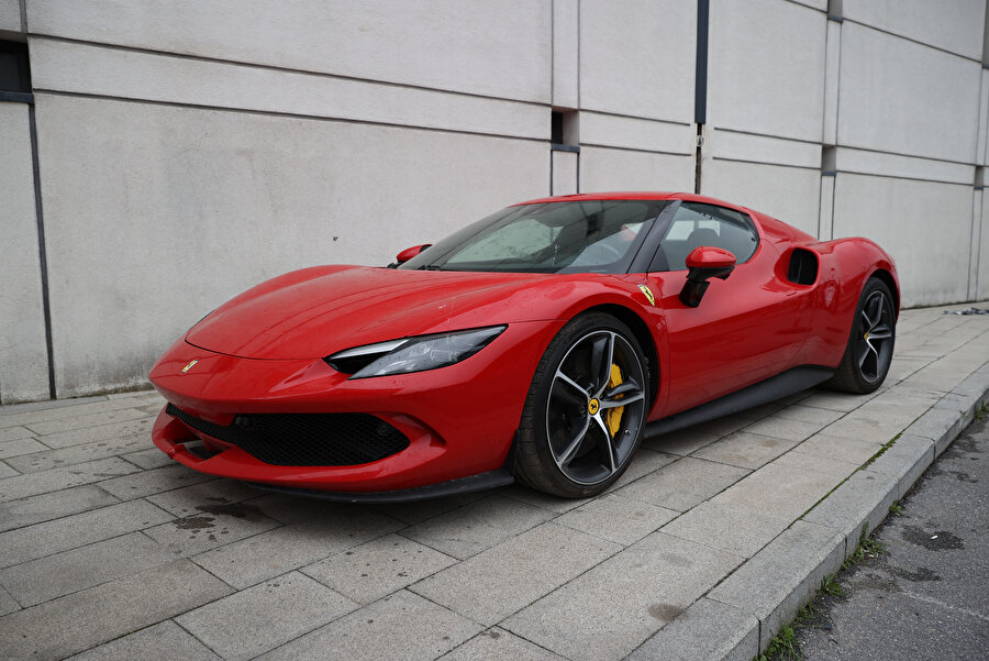 Dilan ve Engin Polat'ın el konulan araçları görüntülendi