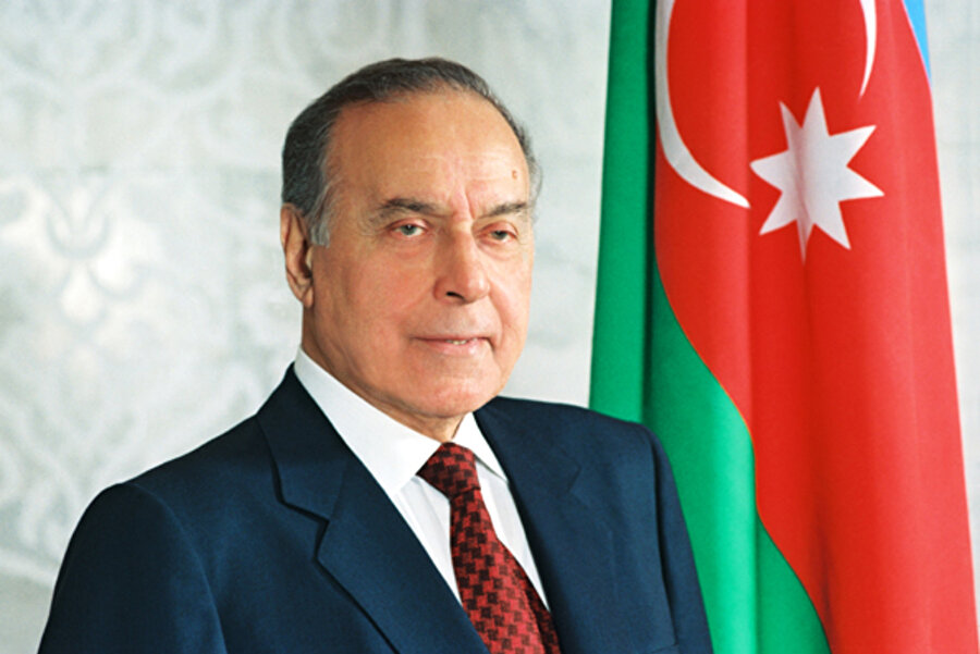 Azerbaycan'ın Umummillî lideri: Haydar Aliyev