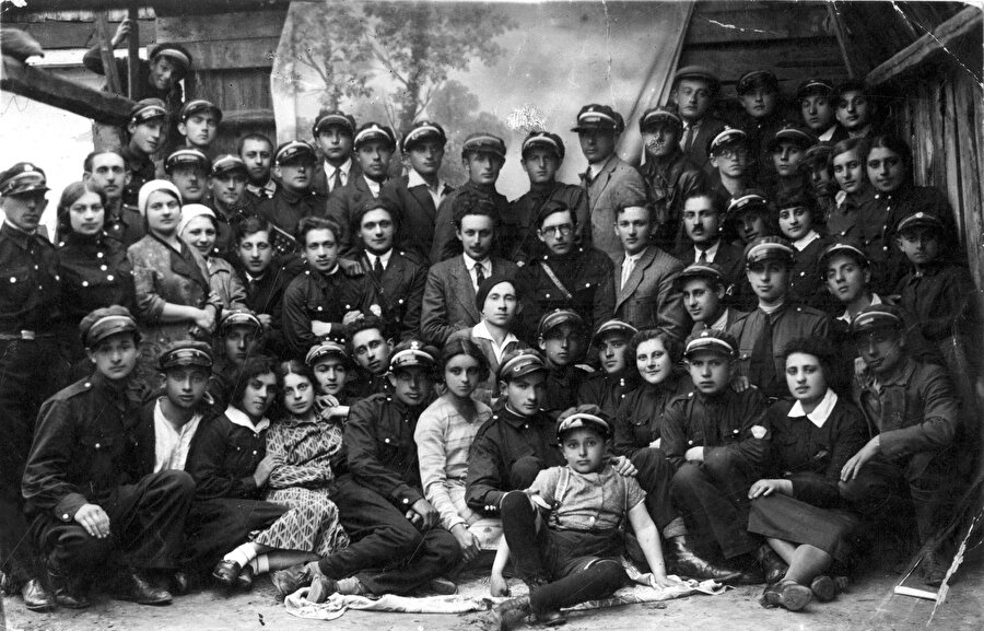 1934 dolaylarında Avrupa'daki Betar üyeleriAvrupa'daki üyeleri