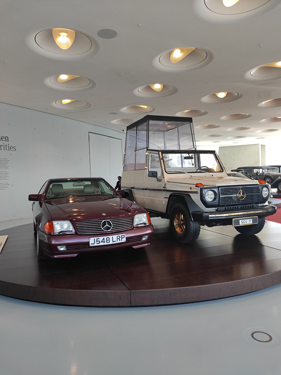 Lady Diana ve Papa Jean PAUL’e özel tasarlanmış araçlar.