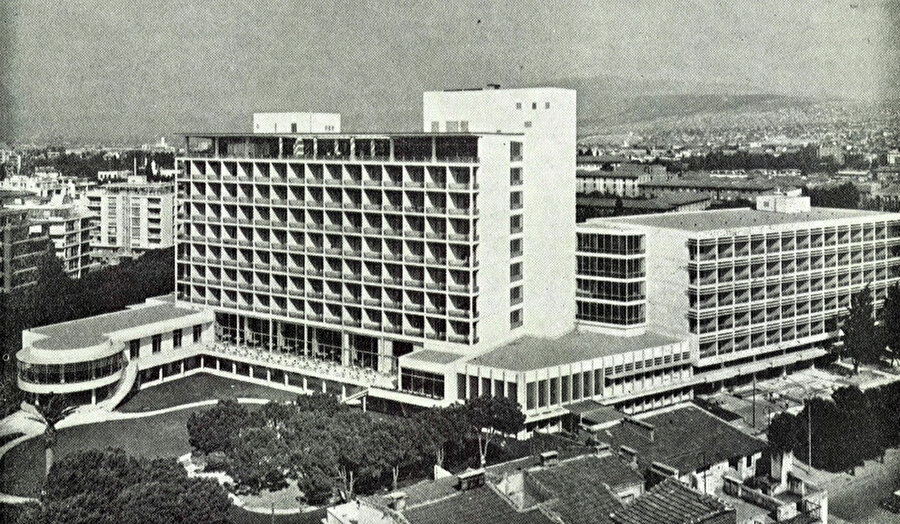Emekli Sandığı otellerinden biri olan Büyük Efes Oteli, Kaynak: Mimarlık dergisi.