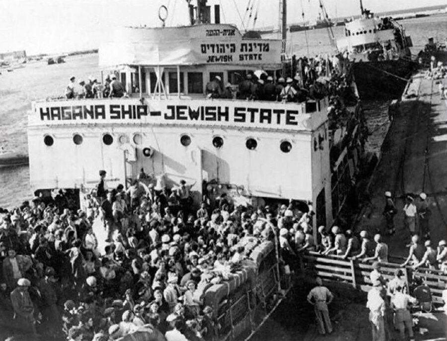1890-1936 yıllarında Doğu Avrupa'dan yüzbinlerce Yahudi, Filistin'e gitti. Bu süreçte bir ara yavaşlayan göç, 1933'ten sonra Almanya'da Nazi lideri Adolf Hitler ve Nazi Partisinin Yahudileri hedef alan politikaları nedeniyle yeniden artmış ve Yahudilerin bir devlet kurmalarını kolaylaştırmıştı.