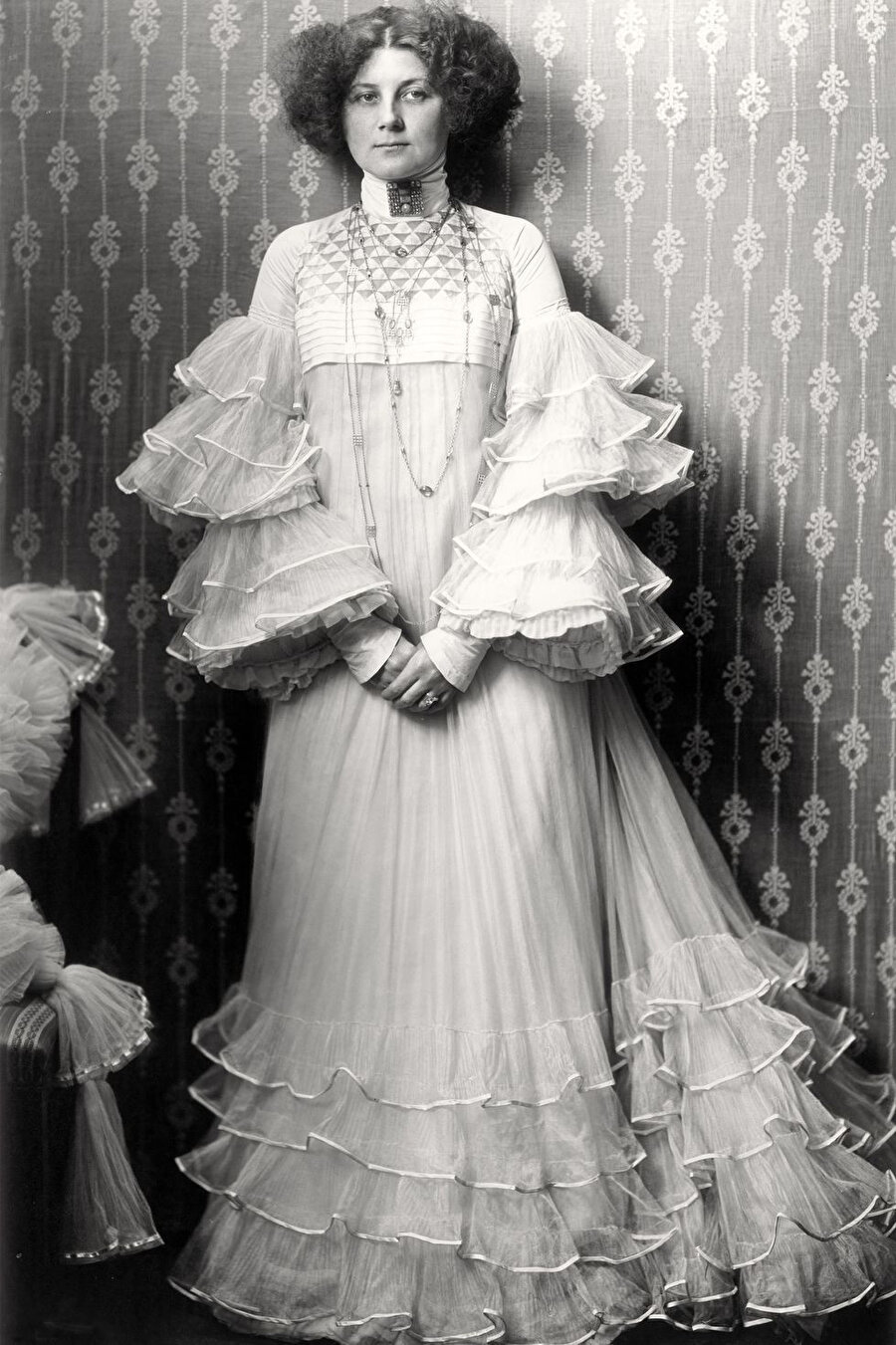 Emilie, 1909 yılı.