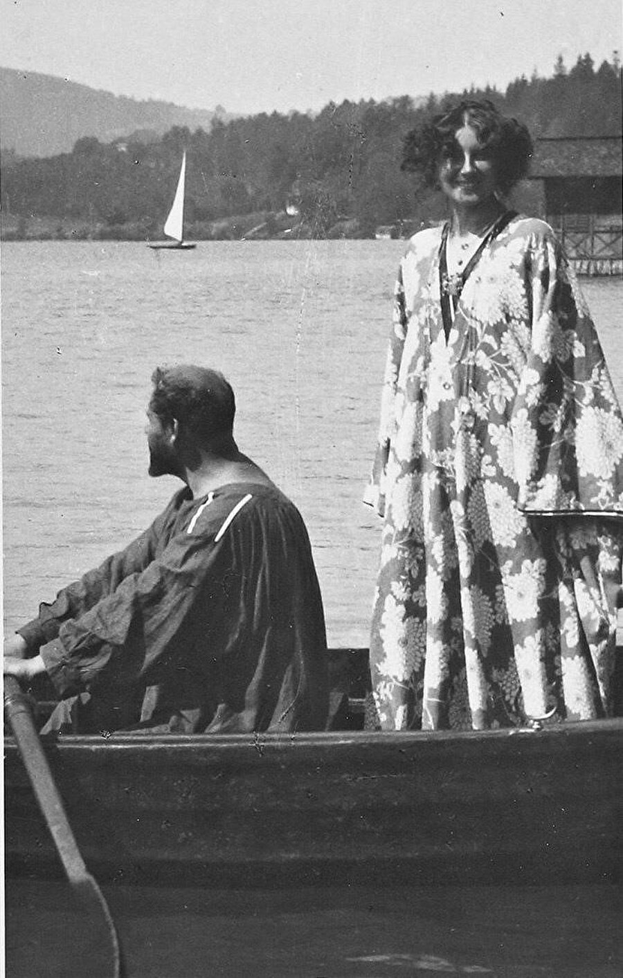 Emilie ve Gustav Klimt, Attersee Gölü’nde, 1909 yılı.