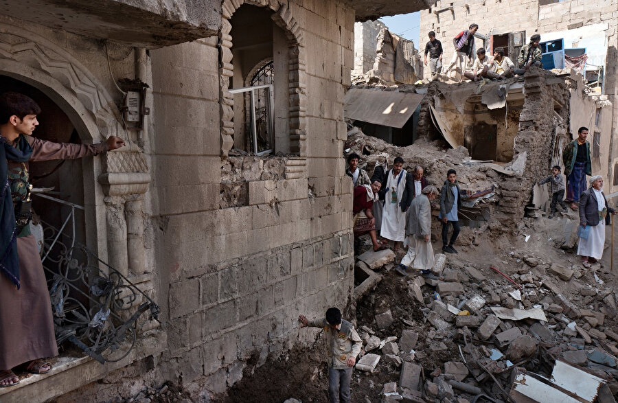 2014’den beri devam eden iç savaş boyunca Yemen’de 200 binden fazla insan hayatını kaybetti, binlerce yerleşim yeri yerle bir oldu.
