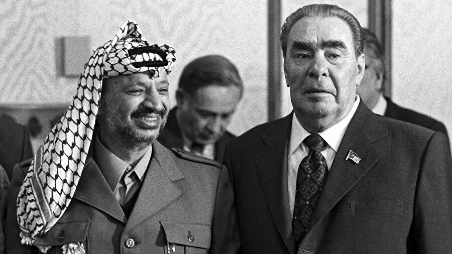 Yasser Arafat ile SSCB lideri Leonid Brejnev.