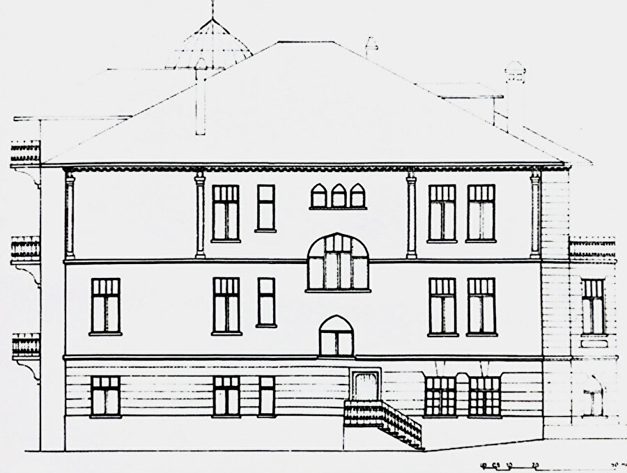 Mongeri Binası, Kuzey cephesi. Fotoğraf: Sözen, 1984, s.106; Erten, 2016
