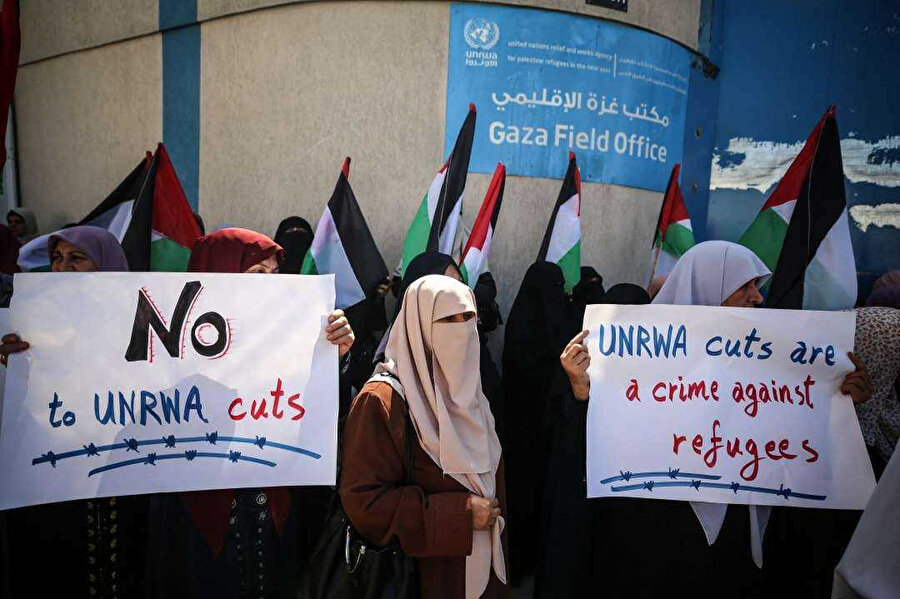 UNRWA, Gazze’deki ana insanî yardım kuruluşu konumunda. 