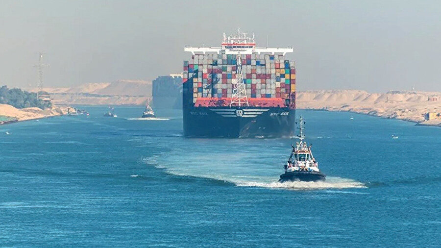 Bir taraftan yerel ekonomideki gelişmelere paralel giderleri artan Türk lojistik firmaları, diğer yandan küresel yük taşıma talebindeki gerileme ve dengelerin değişmesiyle birlikte karlılıklarında kayıplar yaşıyor.