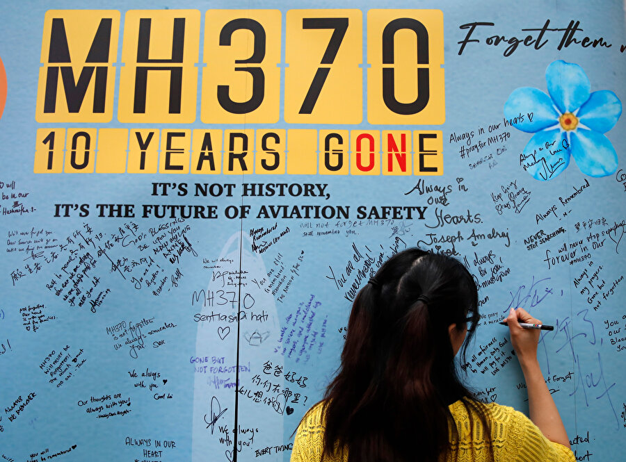 Neredeyse hiçbir iz bırakmadan kaybolan MH370, 10 yılın ardından, havacılık tarihinin en büyük gizemlerinden biri olmaya devam ediyor.