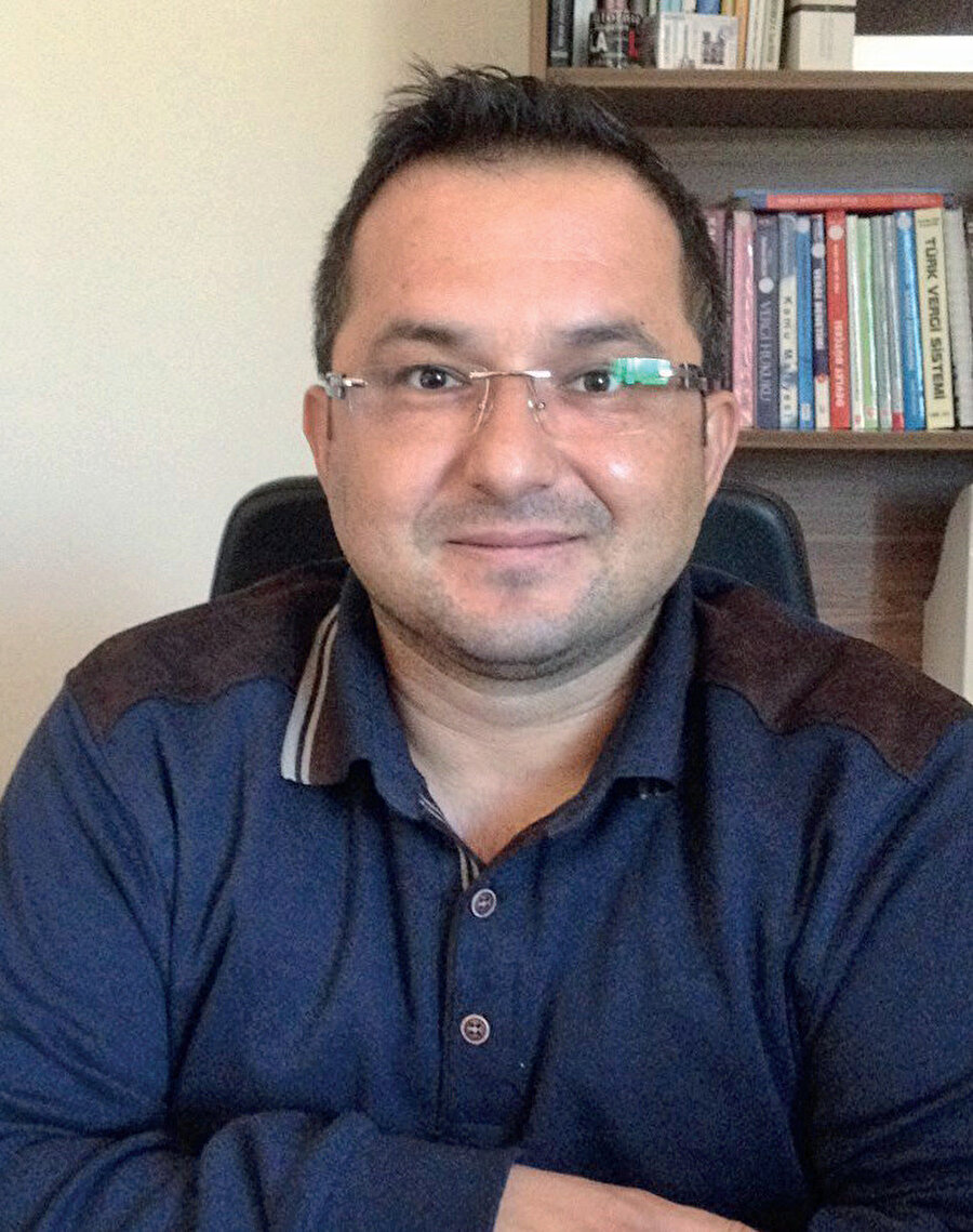 Prof. Dr. Ahmet Özen.