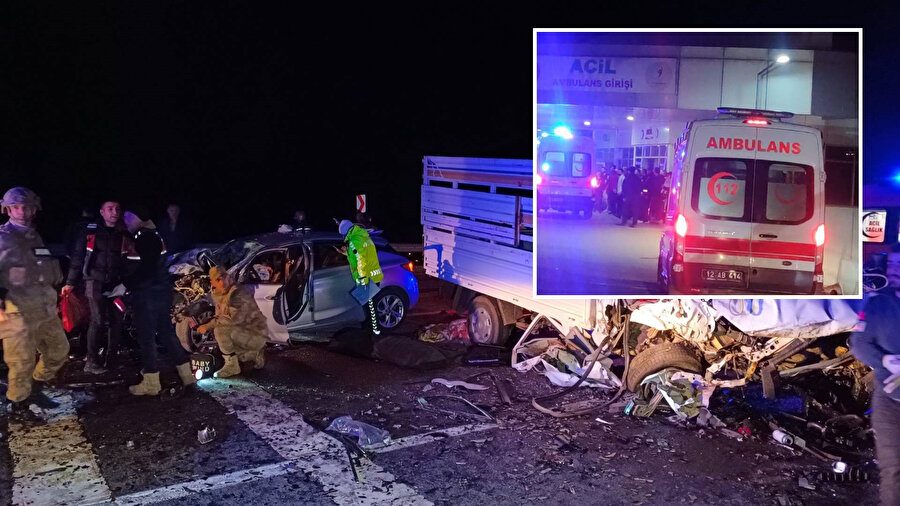 Bingöl'de otomobil ile kamyonet çarpıştı: 3 ölü