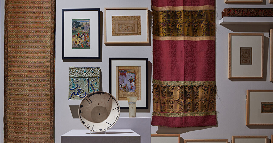 Sotheby's'in İslâm sanatı müzayedesinde Osmanlı mücevherleri alıcılarını buldu