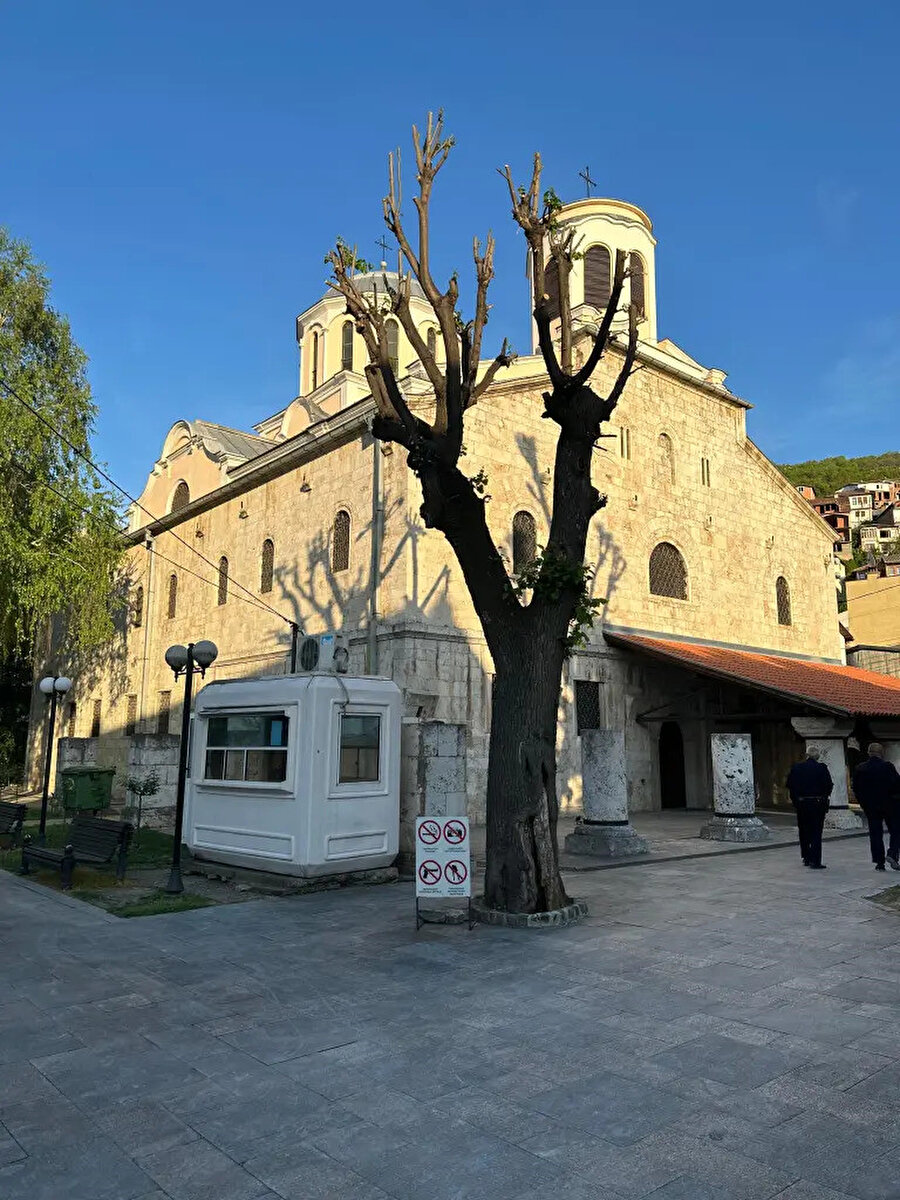 Saint George Sırp Ortodoks Katedrali.