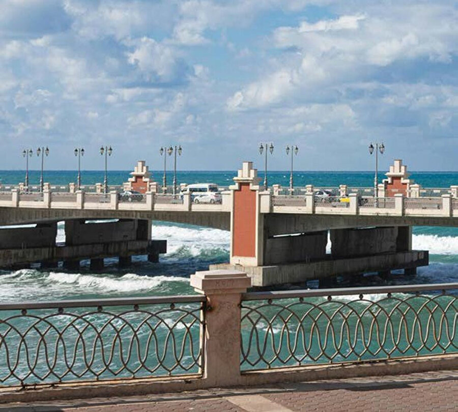 Akdeniz’in incisi: İskenderiye.