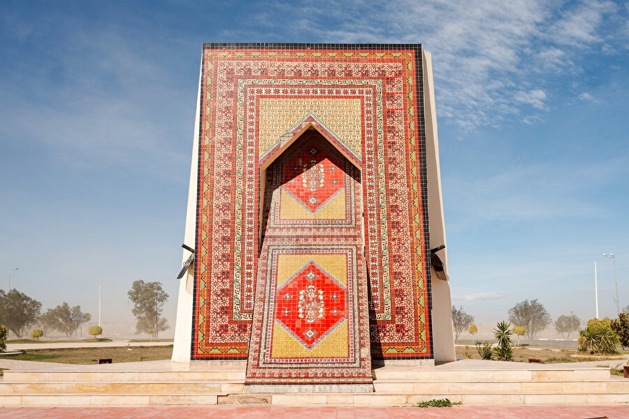 Kayrevan, 2009 yılında İslam Kültür Başkenti seçilmesinin akabinde UNESCO tarafından dünya mirası listesine de alınarak kültürel değerini perçinlemiştir.