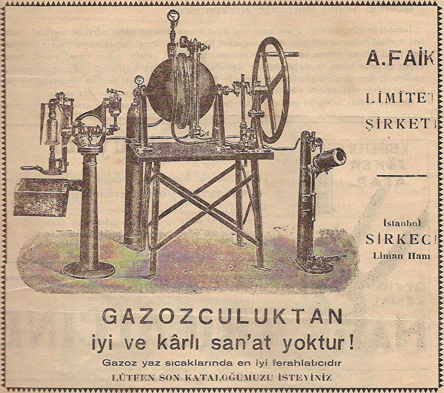 Osmanlı topraklarındaki gazozun tarihi üzerine çeşitli kaynaklar; ilk gazozun 1890’da piyasaya sürüldüğünü belirtiyor.