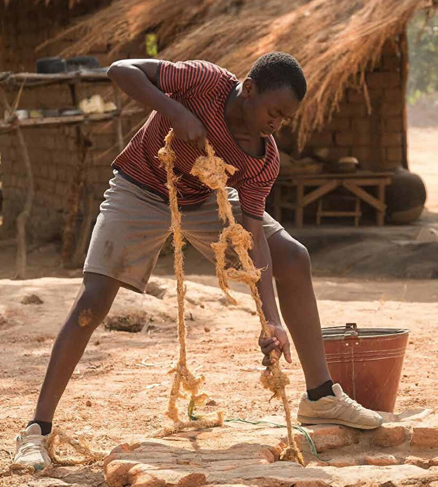 Rüzgârı Dizginleyen Çocuk.