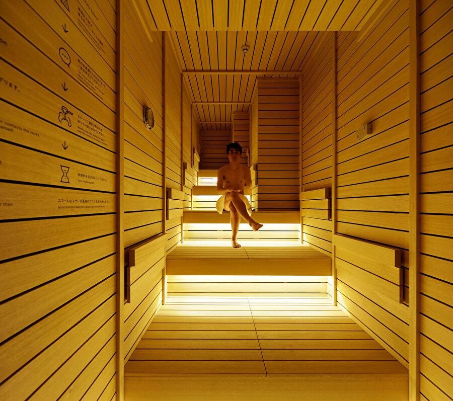 İç mekandaki duşlar TOTO tarafından üretiliyor.