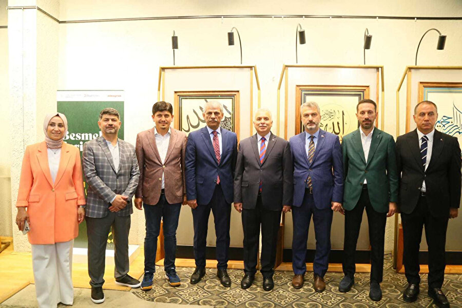 Besmele-i Şerif Hat Sergisi