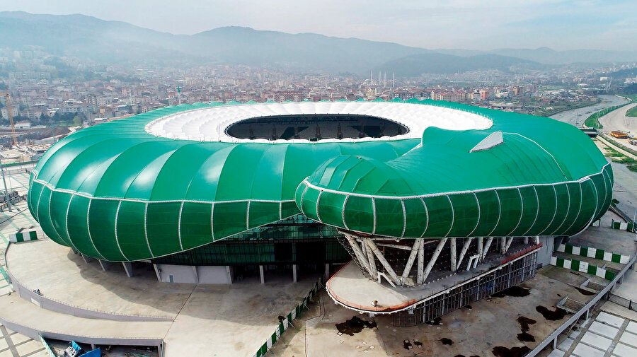 45 bin seyirci kapasiteli Bursa Stadyumu.