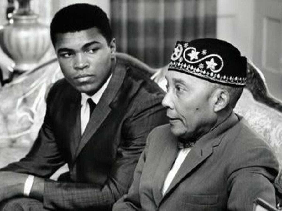 Muhammed Ali, Malcolm'un Hac dönüşü gördüklerini ancak 1975 yıllarında fark edebilecekti.